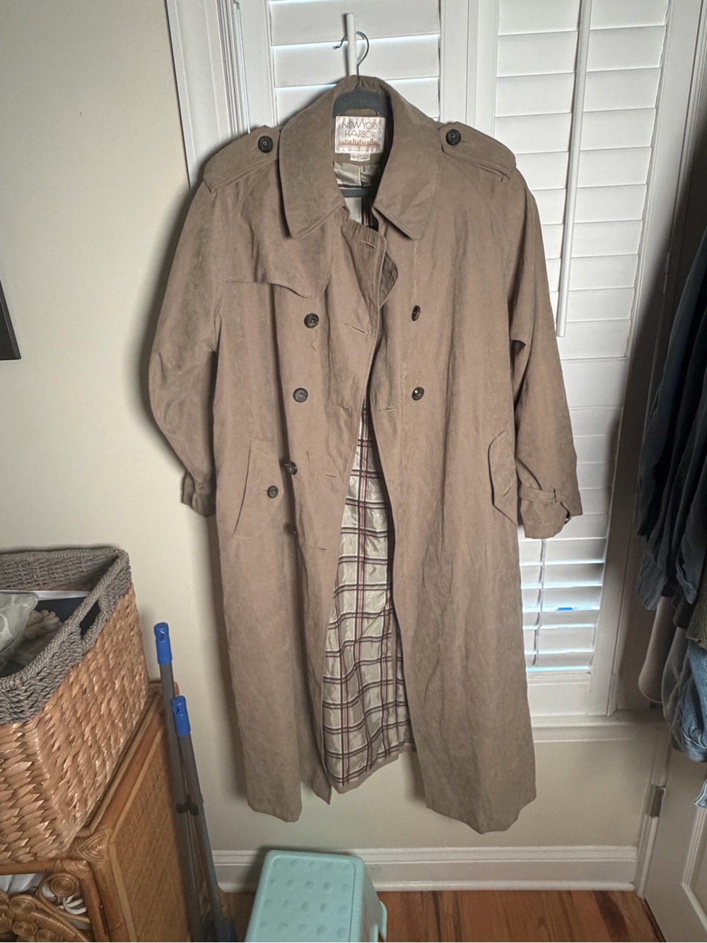 Heritage Tan/Brown Double-Breasted Trench Coat
